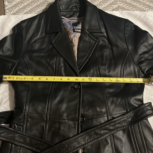 Thinsulate Black Leather Trench Coat - Picture 11 of 12